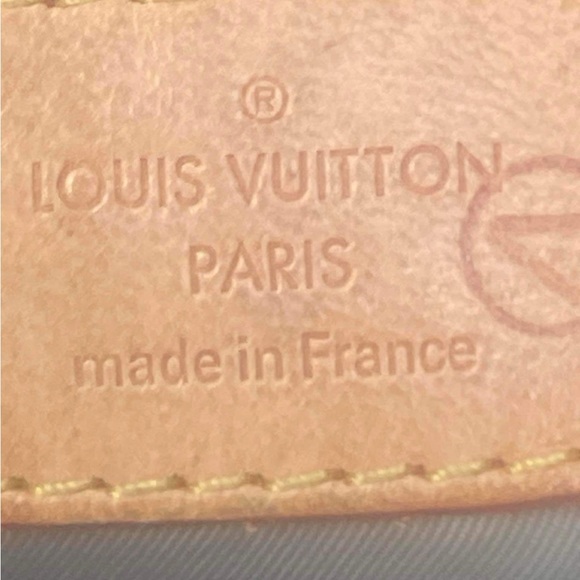 Carry on crossbody LV - Picture 7 of 10